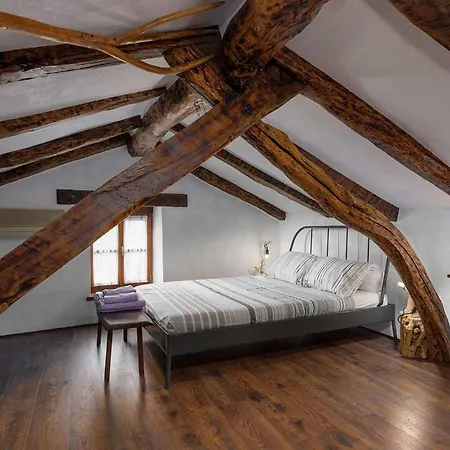 Casa Bombic Nyaraló Buzet