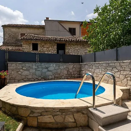 Casa Bombic Holiday home Buzet